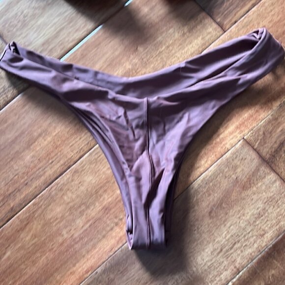 Zaful rose coloured bikini size 8 US - Picture 3 of 7